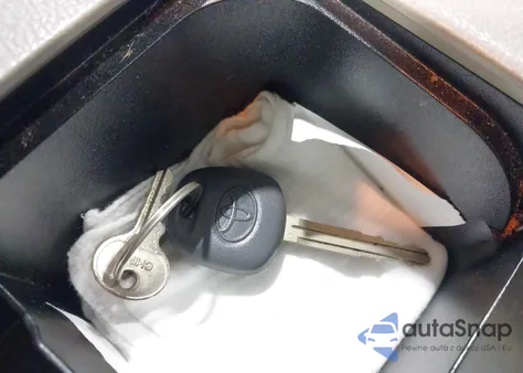 2010 Toyota Camry Le from USA, damaged, VIN 4T1BF3EK7AU112819